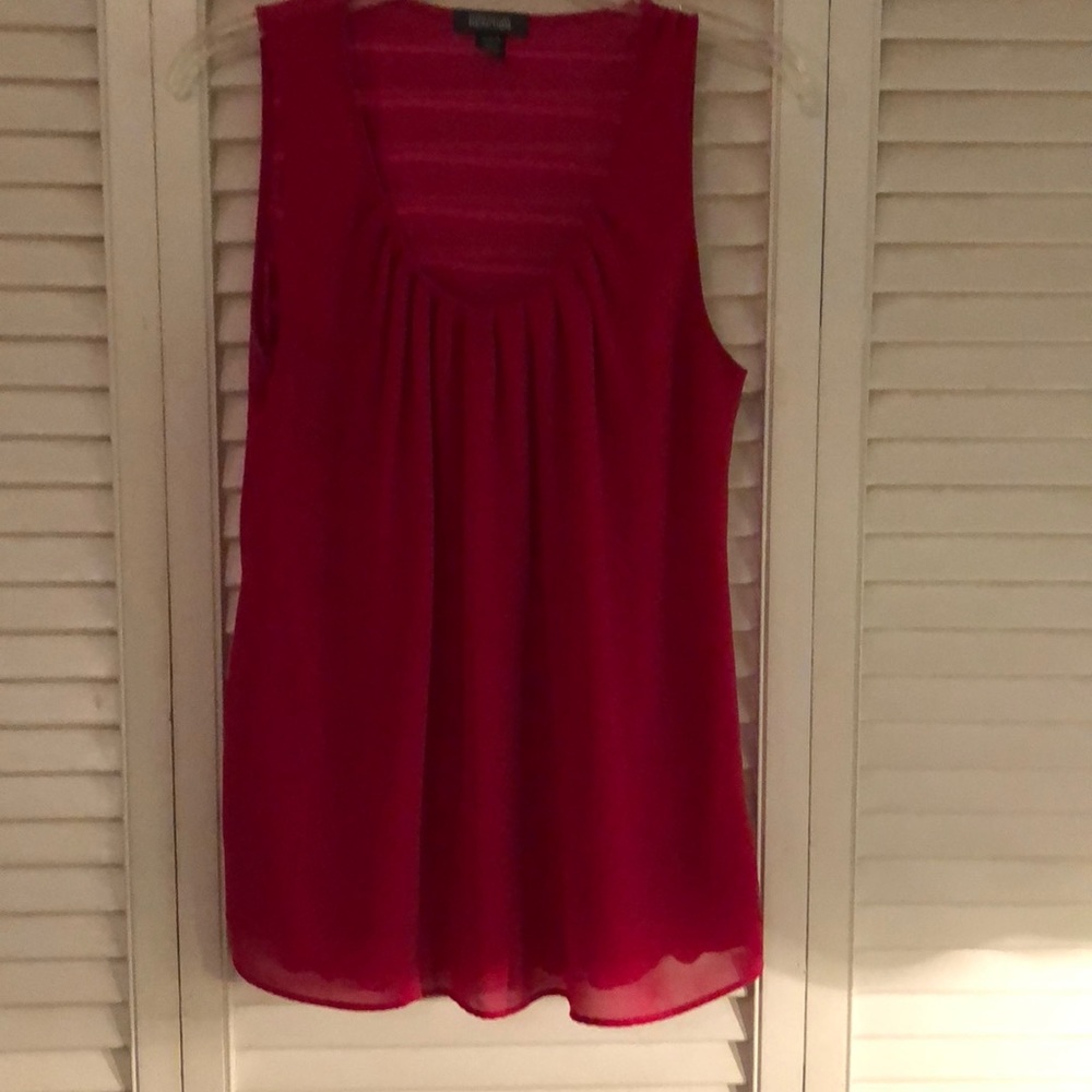 Sleeveless top